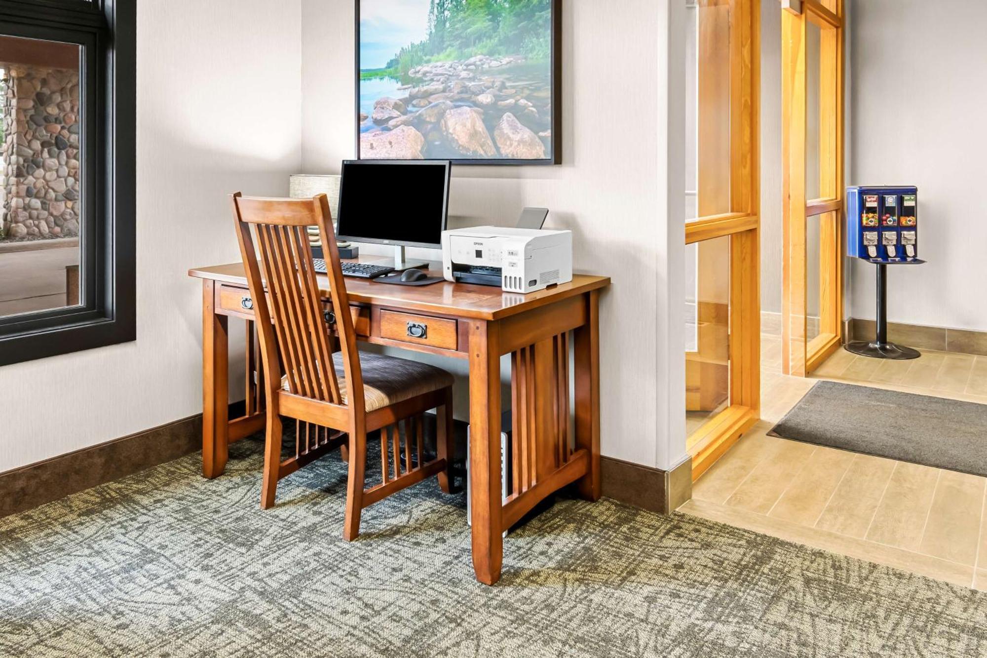 Heartland Inn & Suites, Surestay Collection By Best Western Park Rapids Екстер'єр фото