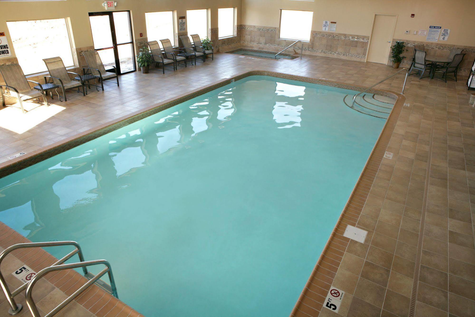 Heartland Inn & Suites, Surestay Collection By Best Western Park Rapids Екстер'єр фото